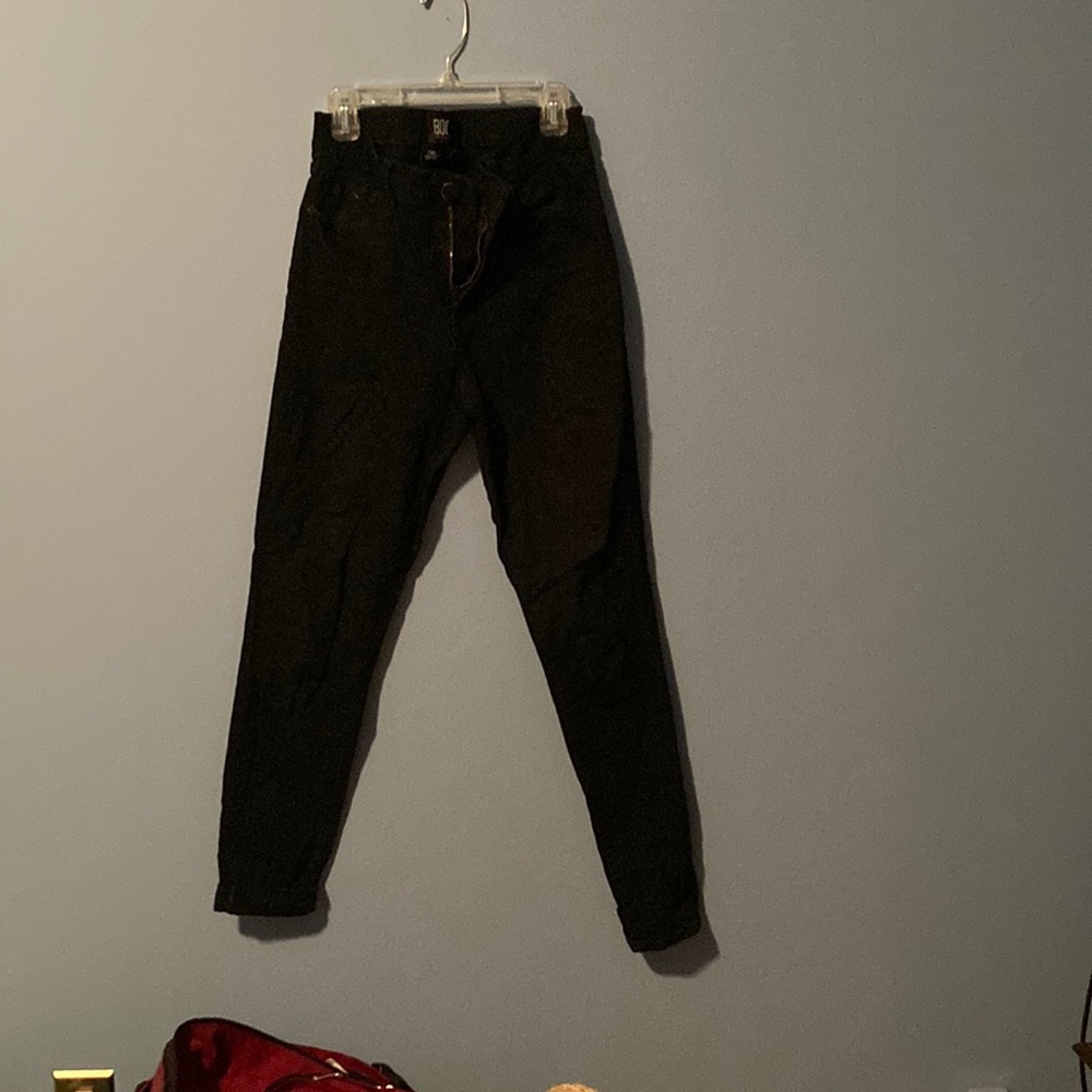 Womens bdg size 27 black denim pants